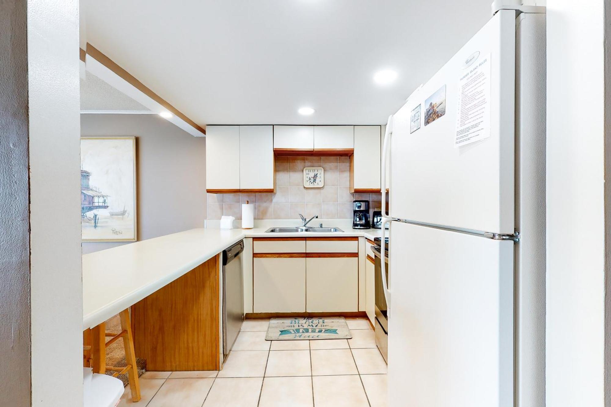 Thunder Island Condos II Ошен Сити Номер фото